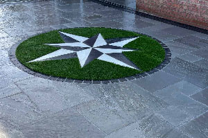 Sandstone & Porcelain Star Feature Driveway